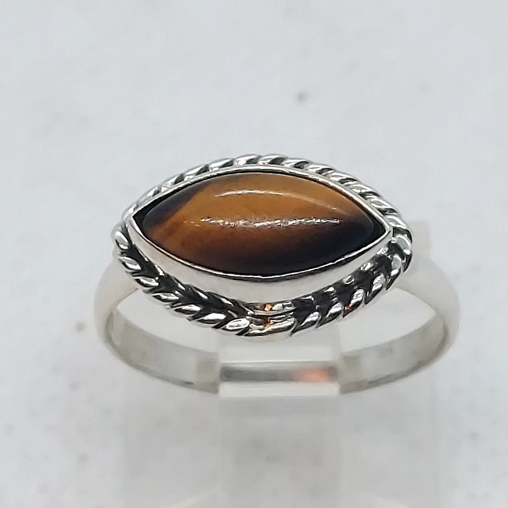 Sterling silver 925‎ tiger's eye ring size 6